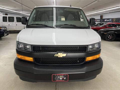 2022 Chevrolet Express LS 3500