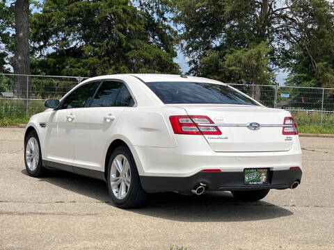 2016 Ford Taurus SEL