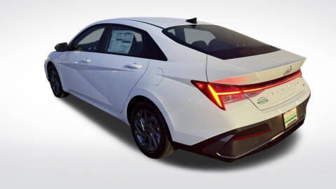 2026 Hyundai Elantra Hybrid