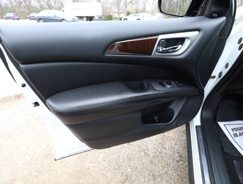 2015 Nissan Pathfinder SL