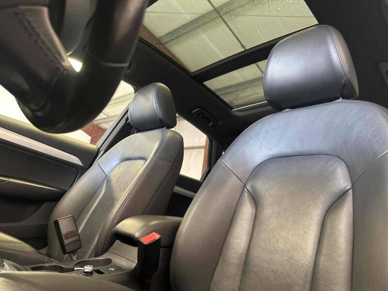 2017 Audi Q3 2.0T Premium Plus