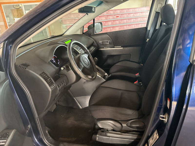 2009 Mazda MAZDA5 Sport