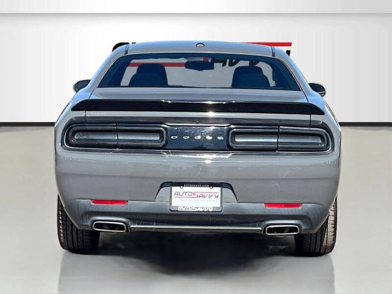 2017 Dodge Challenger SXT