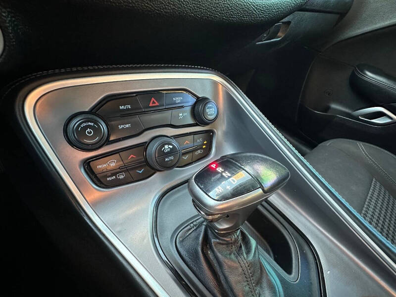 2020 Dodge Challenger SXT