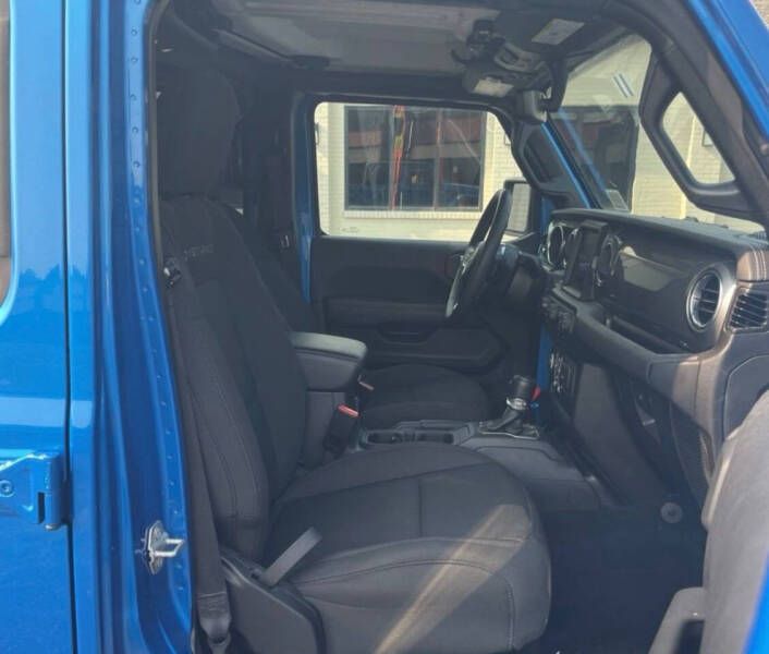 2023 Jeep Gladiator Overland