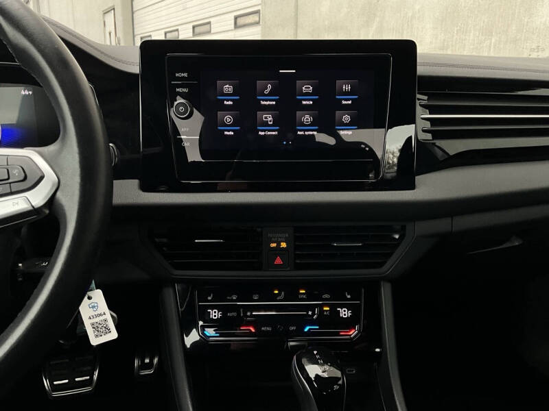 2025 Volkswagen Jetta Sport