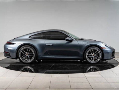 2025 Porsche 911 Carrera