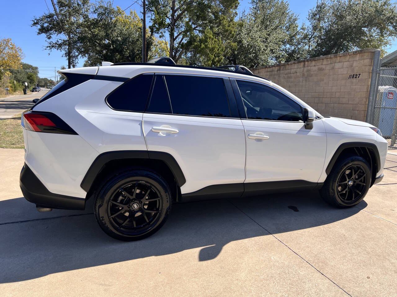 Used Car 2019 Toyota Rav4  Xle 4dr Suv For Sale Under $20,000 In Austin, Texas