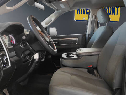 2019 RAM 1500 Classic SLT