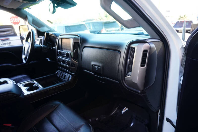 2015 GMC Sierra 2500HD Denali