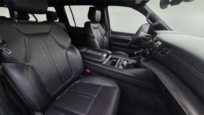 2023 Jeep Wagoneer L Series II