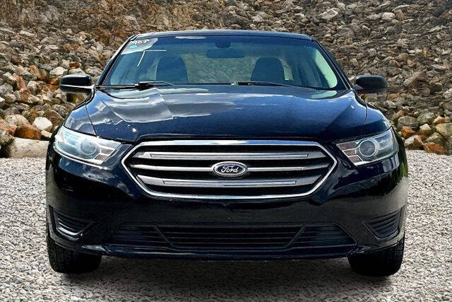 2018 Ford Taurus SE