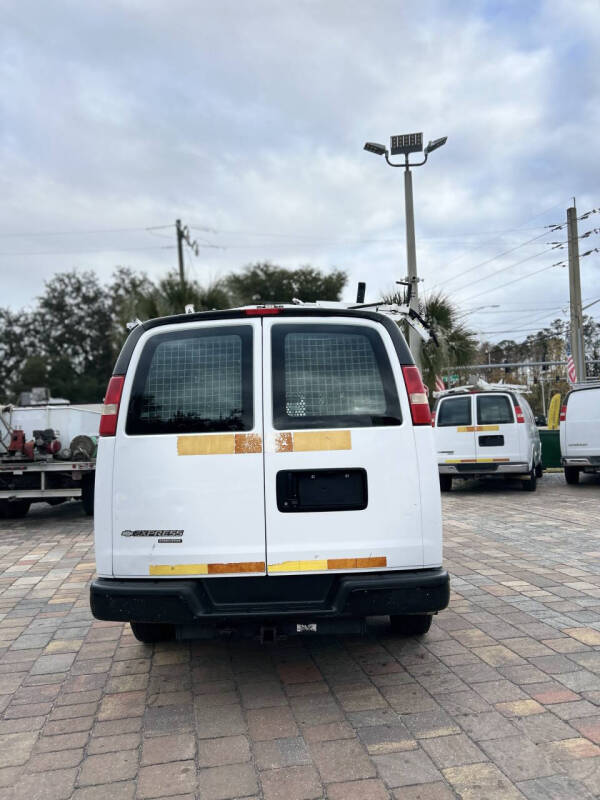 2015 Chevrolet Express 2500