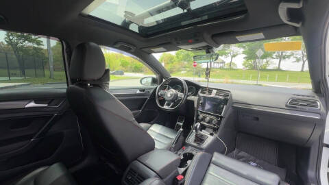 2019 Volkswagen Golf GTI Autobahn
