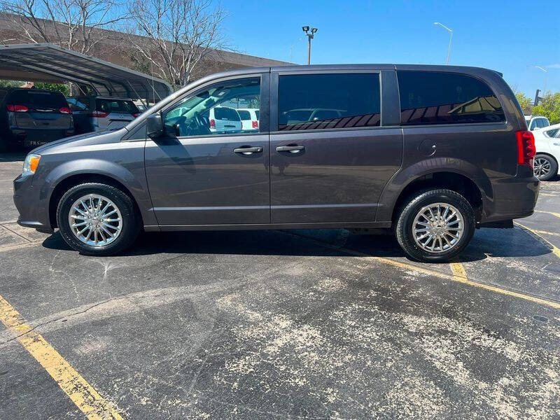 2020 Dodge Grand Caravan SE