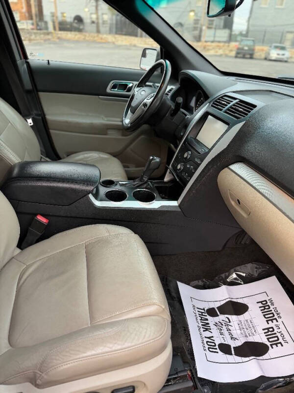 2012 Ford Explorer XLT