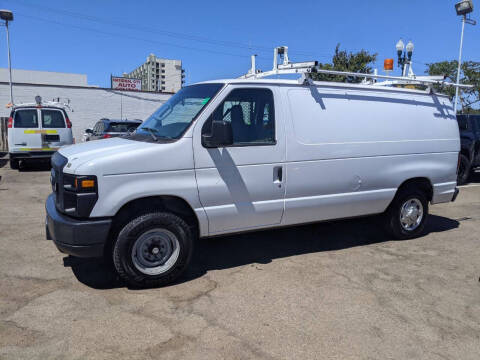 2014 Ford E-Series E-150
