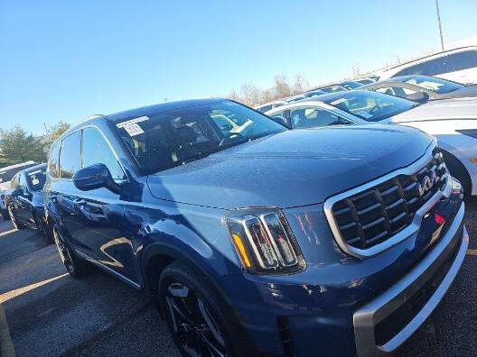 2023 Kia Telluride S's photo