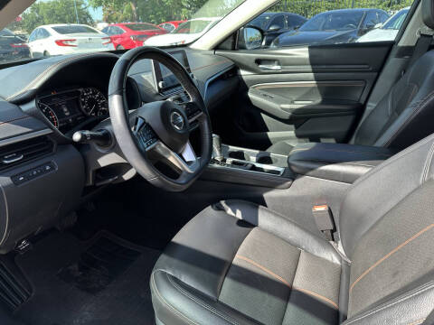 2020 Nissan Altima 2.5 SR