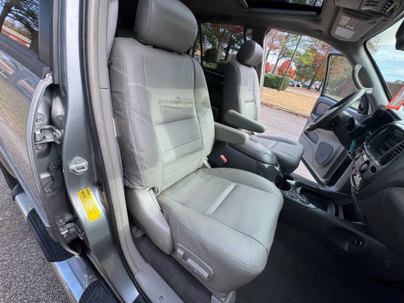 2004 Toyota Sequoia Limited