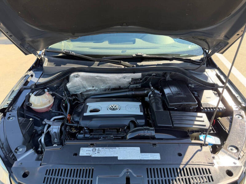 2012 Volkswagen Tiguan SEL