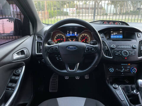 2016 Ford Focus ST