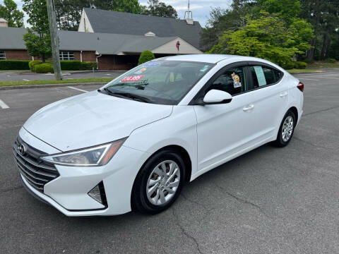 2019 Hyundai Elantra for sale at Global Imports of Dalton LLC in Dalton GA