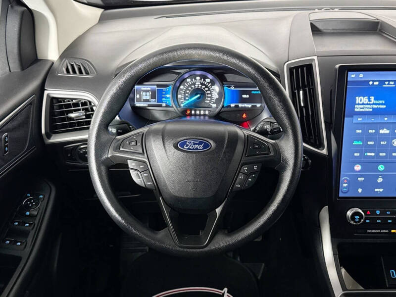 2023 Ford Edge SE