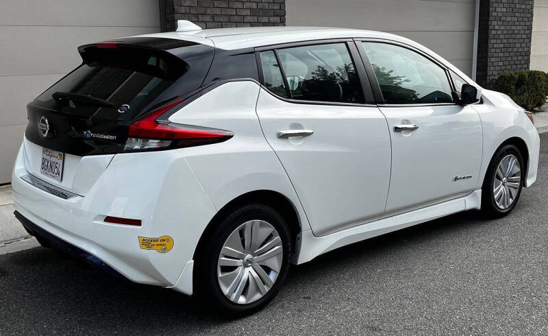 2019 Nissan LEAF S