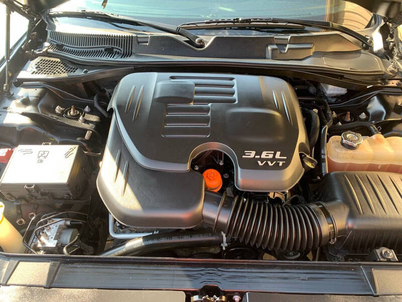 2016 Dodge Challenger SXT