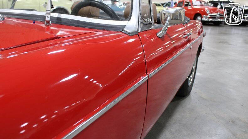 1972 MG B