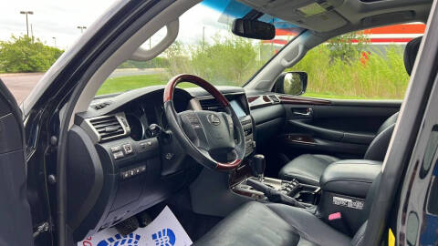 2013 Lexus LX 570