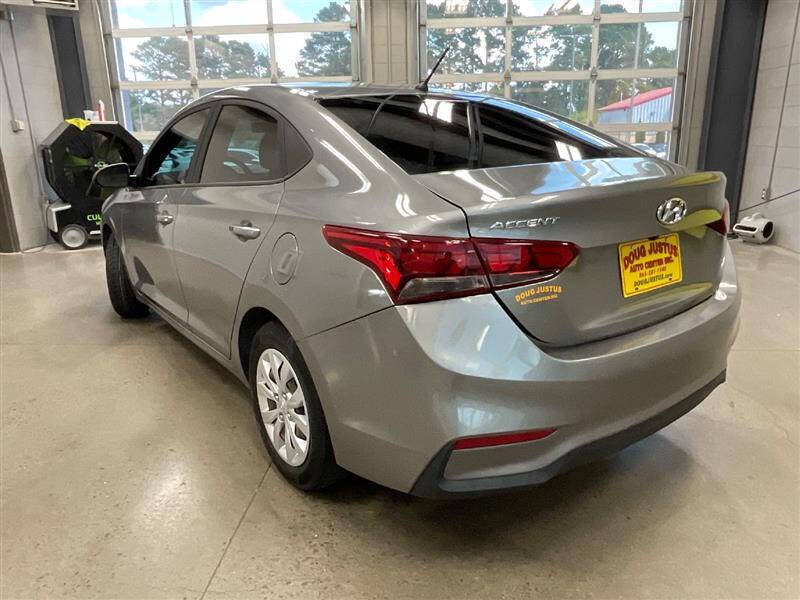 2022 Hyundai Accent SE