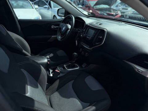 2018 Jeep Cherokee Latitude