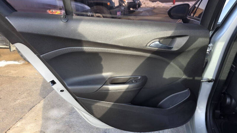 2018 Chevrolet Cruze LS Auto