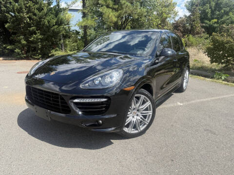 2013 Porsche Cayenne GTS
