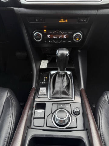 2017 Mazda MAZDA3 Touring