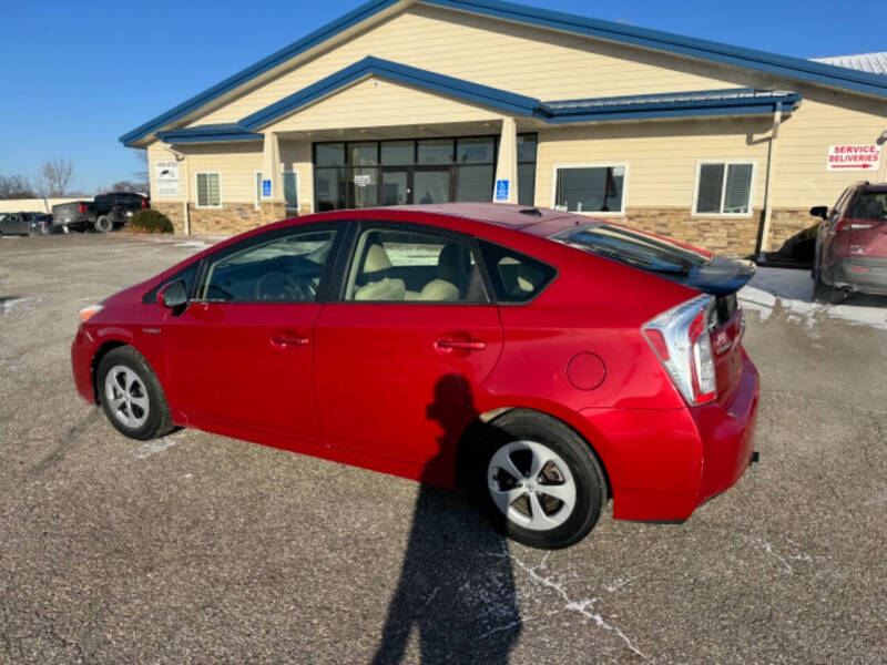 2012 Toyota Prius Two photo 8