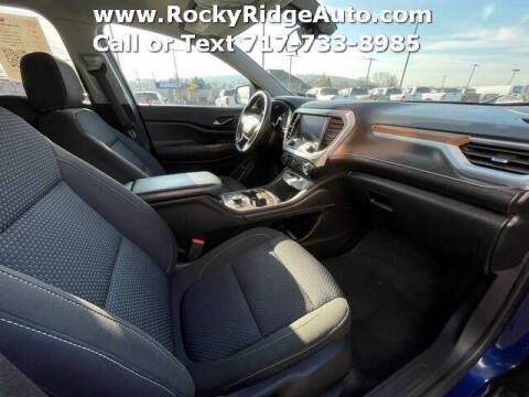 2023 GMC Acadia SLE