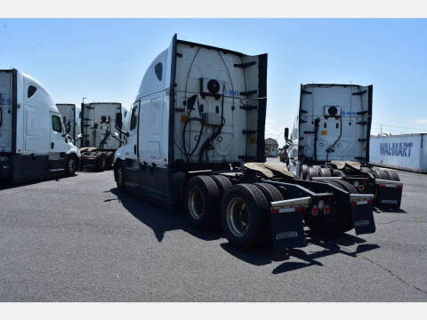 2021 Freightliner Cascadia