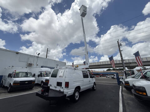 2011 Ford E-Series E-350 SD