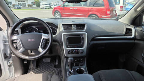2016 GMC Acadia SLE-2