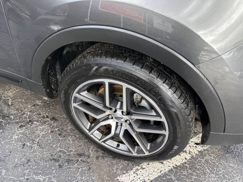 2016 Ford Explorer Sport