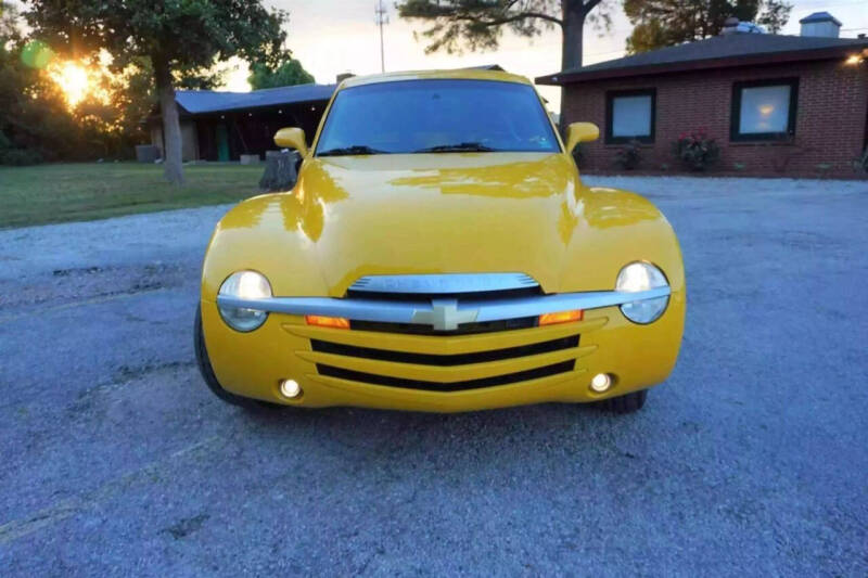 Image 7 of 2004 Chevrolet SSR LS