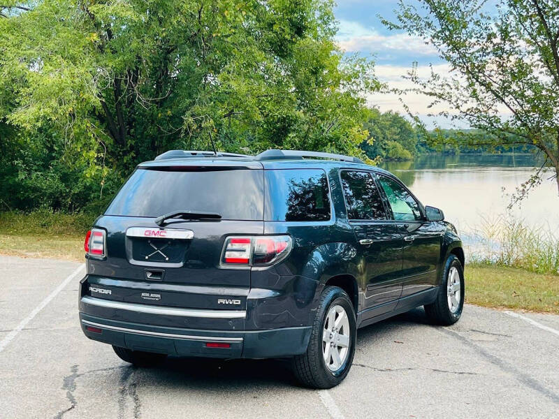 2015 GMC Acadia SLE-2