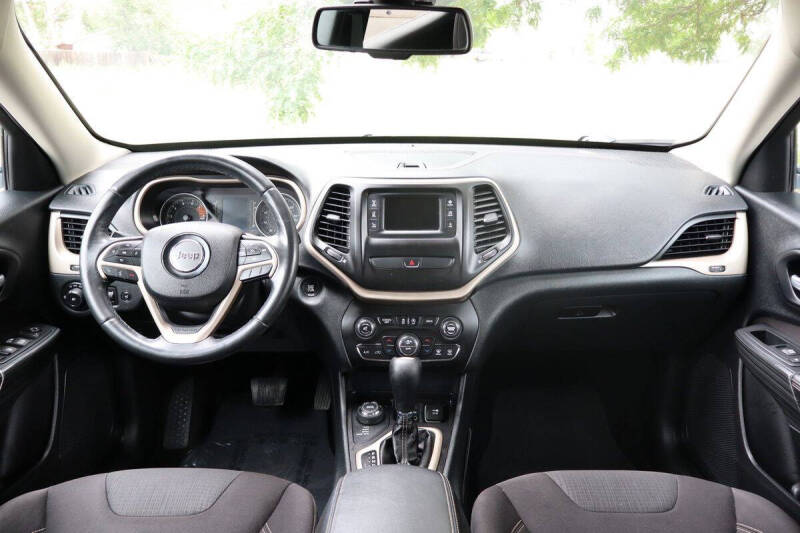 2016 Jeep Cherokee Latitude