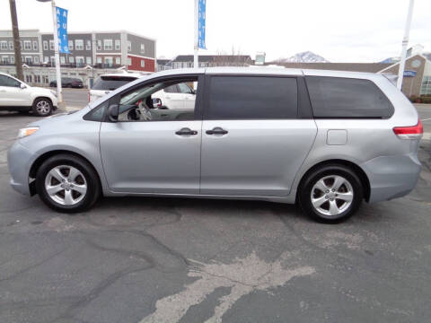 2012 Toyota Sienna Base 7-Passenger