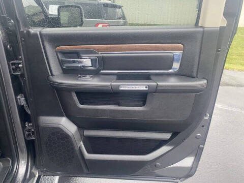 2017 RAM 1500 Laramie