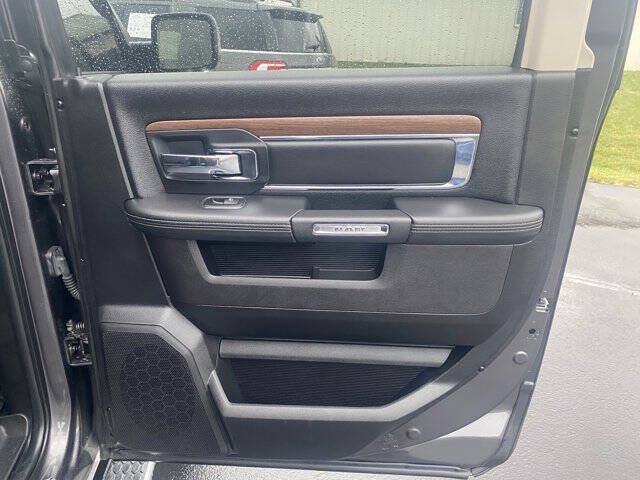 2017 RAM 1500 Laramie