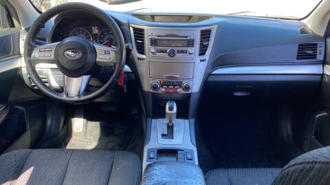 2010 Subaru Outback 2.5i Premium